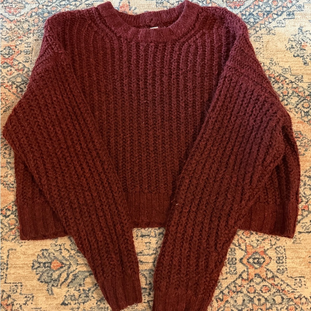 American Eagle Outfitters Maroon Crew Neck Sweater